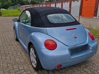 Gebraucht VW New Beetle 101 PS (74 kW) 2004 Blau Kleinwagen