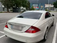 Gebraucht Mercedes CLS500 387 PS (284 kW) 2007 Weiß Coupé