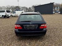 Gebraucht Mercedes E240 Elegance 177 PS (130 kW) 2004 Blau Limousine