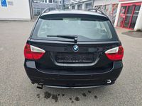 Gebraucht BMW 320 Comfort Edition 150 PS (110 kW) 2007 Schwarz Kombi