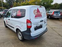 Gebraucht Ford Transit Basis 101 PS (74 kW) 2016 Weiß Van / Kleinbus