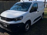 Gebraucht Peugeot Partner 131 PS (96 kW) 2019 Weiß Van / Kleinbus