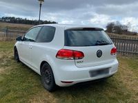 Gebraucht VW Golf VI 86 PS (63 kW) 2011 Weiß Kleinwagen