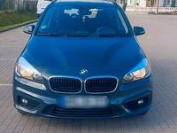Gebraucht BMW 218 135 PS (99 kW) 2016 Grau Kombi