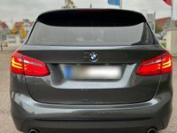 Gebraucht BMW 220 192 PS (141 kW) 2018 Grau Kombi