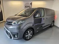Gebraucht Toyota Proace Verso Team 177 PS (130 kW) 2021 Grau Kombi