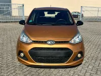 Gebraucht Hyundai i10 Classic 67 PS (49 kW) 2016 Gold Kleinwagen