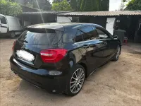 Gebraucht Mercedes A180 166 PS (122 kW) 2014 Schwarz Kleinwagen