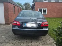 Gebraucht Mercedes E200 136 PS (100 kW) 2010 Grau Limousine