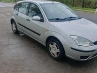 Second-hand Ford Focus 101 CP (74 kW) 2002 Argintiu Hatchback
