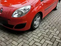 Gebraucht Renault Twingo 60 PS (44 kW) 2010 Rot Kleinwagen