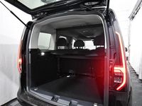 Neu VW Caddy Style 122 PS (89 kW) 2025 Schwarz Van / Kleinbus