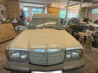 Gebraucht Mercedes 230 109 PS (80 kW) 1983 Silber Limousine