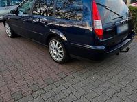 Gebraucht Ford Mondeo 125 PS (91 kW) 2001 Blau Kombi