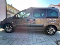 Gebraucht Peugeot Partner Tepee 114 PS (83 kW) 2013 Braun Van / Kleinbus