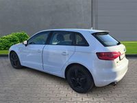 Gebraucht Audi A3 Attraction 125 PS (91 kW) 2016 Weiß Limousine