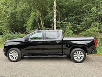 Gebraucht Chevrolet Silverado 314 PS (230 kW) 2022 Schwarz SUV