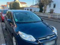 Gebraucht Ford Focus 105 PS (77 kW) 2013 Blau Kombi