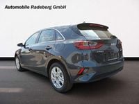 Gebraucht Kia Ceed 120 PS (88 kW) 2024 Pentametal met Kleinwagen