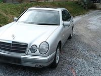 Brugt Mercedes E200 1997 Sølv Sedan