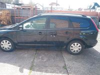 Gebraucht Ford Focus 115 PS (84 kW) 2010 Schwarz Kombi