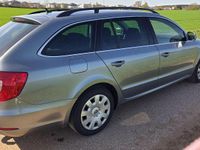 Gebraucht Skoda Superb 140 PS (102 kW) 2010 Kombi
