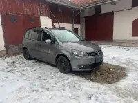 Gebraucht VW Touran 2014 Silber Van / Kleinbus