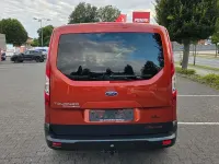 Gebraucht Ford Tourneo Active 120 PS (88 kW) 2021 Orange Van / Kleinbus