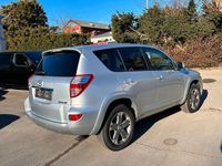 Gebraucht Toyota RAV4 Executive 150 PS (110 kW) 2012 Silber SUV