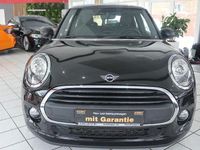 Gebraucht Mini ONE 102 PS (75 kW) 2019 Midnight black metallic Kleinwagen