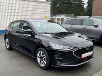 Gebraucht Ford Focus Cool & Connect 101 PS (74 kW) 2022 Schwarz Limousine