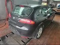 Usata Seat Leon 102 CV (75 kW) 2007 Nero Utilitaria