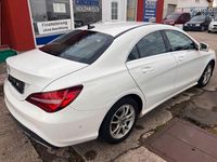 Gebraucht Mercedes CLA180 122 PS (89 kW) 2019 Weiß Limousine