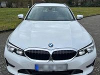 Gebraucht BMW 320 190 PS (139 kW) 2022 Weiß Kombi