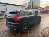 Gebraucht Volvo XC40 R-Design 156 PS (114 kW) 2018 Schwarz SUV