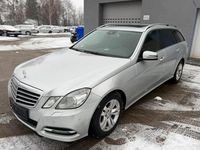 Gebraucht Mercedes E250 204 PS (150 kW) 2012 Silber Kombi