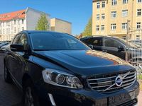 Gebraucht Volvo XC60 Summum 181 PS (133 kW) 2015 Schwarz SUV