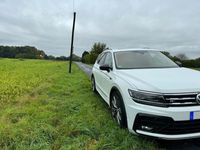 gebraucht VW Tiguan Allspace 2.0 TDI 4 DSG Highline / R-Line