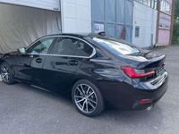 Gebraucht BMW 330 Luxury Line 258 PS (189 kW) 2019 Schwarz Limousine