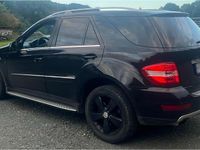 Gebraucht Mercedes ML320 224 PS (164 kW) 2009 Schwarz SUV