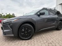 Neu Toyota bZ4X 164 kW (224 PS) 2026 Grau SUV