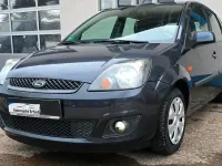 Gebraucht Ford Fiesta Ambiente 80 PS (58 kW) 2007 Schwarz Kleinwagen