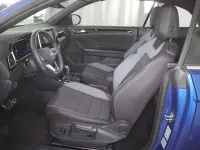 Gebraucht VW T-Roc Cabriolet R-line 150 PS (110 kW) 2025 Ravennablau metallic schwarz (metallic) Cabrio