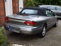 Gebraucht Chrysler Stratus 163 PS (119 kW) 1999 Grau Cabrio