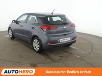 Gebraucht Hyundai i20 Classic 75 PS (55 kW) 2016 Grau Kleinwagen