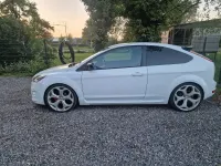 Gebraucht Ford Focus ST 101 PS (74 kW) 2010 Weiß Limousine