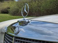 Gebraucht Mercedes E280 185 PS (136 kW) 1972 Weiß Limousine