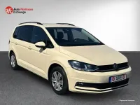 Gebraucht VW Touran Trendline 150 PS (110 kW) 2024 Beige Van / Kleinbus