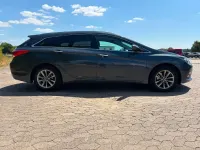 Gebraucht Hyundai i40 Trend 116 PS (85 kW) 2017 Grau Kombi