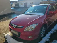 Gebraucht Hyundai i30 116 PS (85 kW) 2008 Rot Kleinwagen